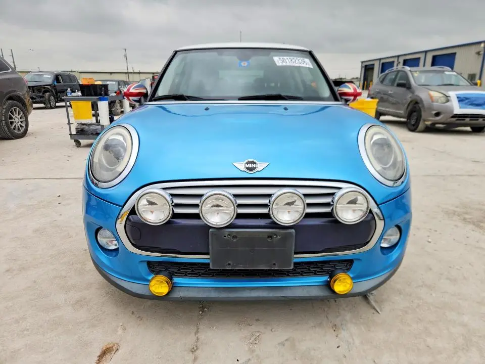 2015 MINI COOPER   