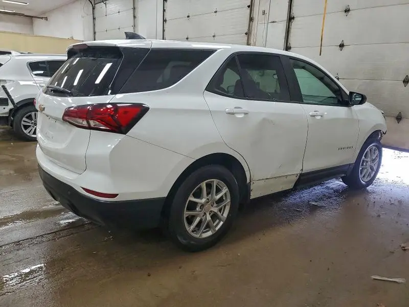 2022 CHEVROLET EQUINOX LS  