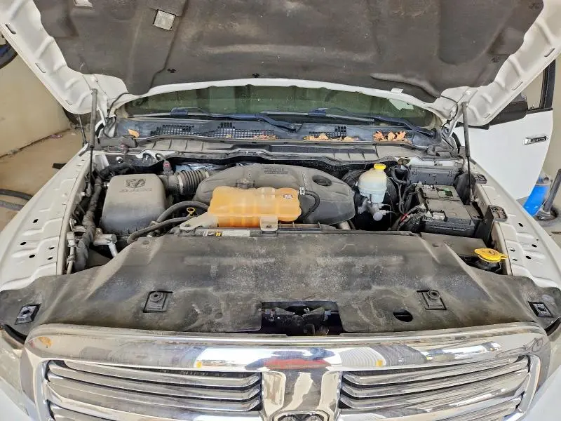 2015 RAM 1500 LARAMIE  