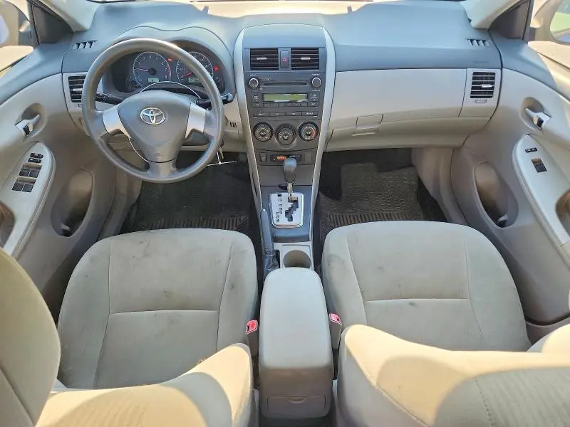 2010 TOYOTA COROLLA LE  