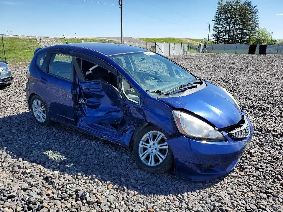 2010 HONDA FIT SPORT  