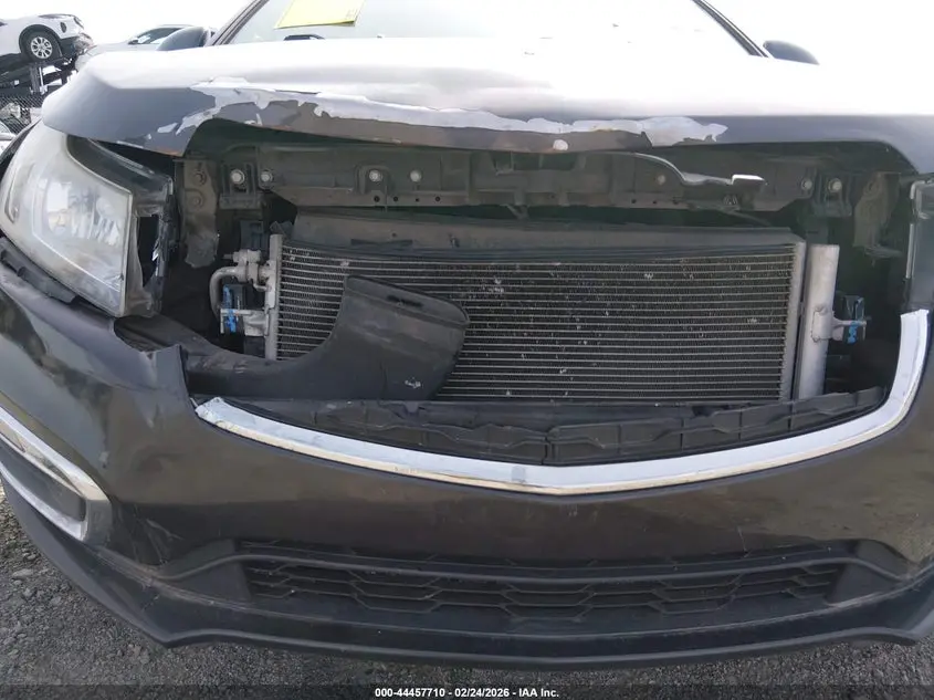 2015 CHEVROLET CRUZE 1LT AUTO