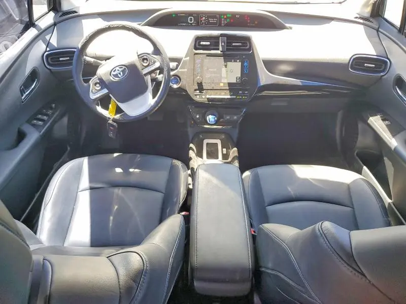 2016 TOYOTA PRIUS FOUR TOURING  