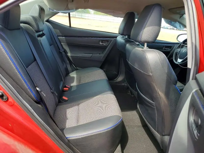 2017 TOYOTA COROLLA SE  