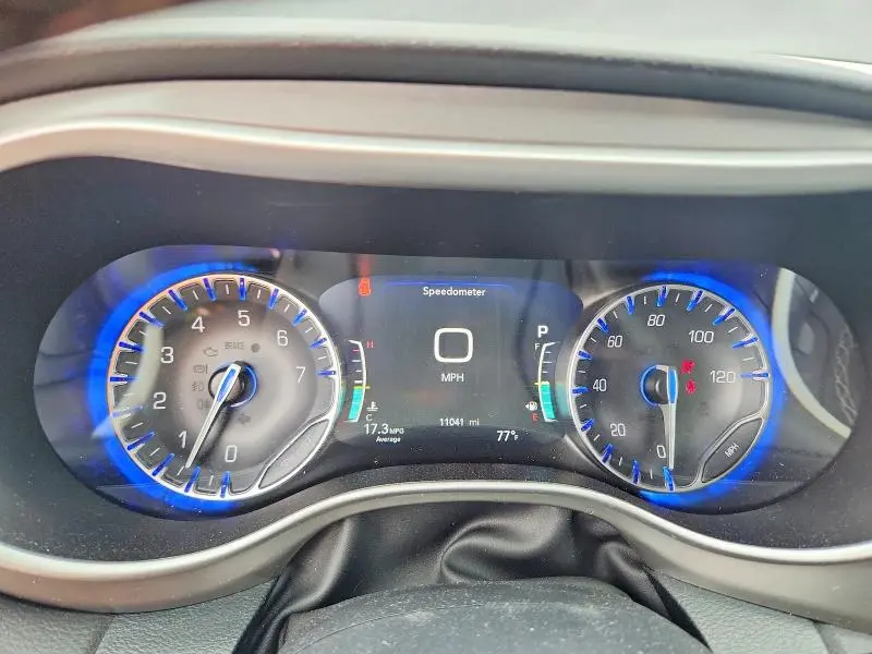 2025 CHRYSLER VOYAGER   