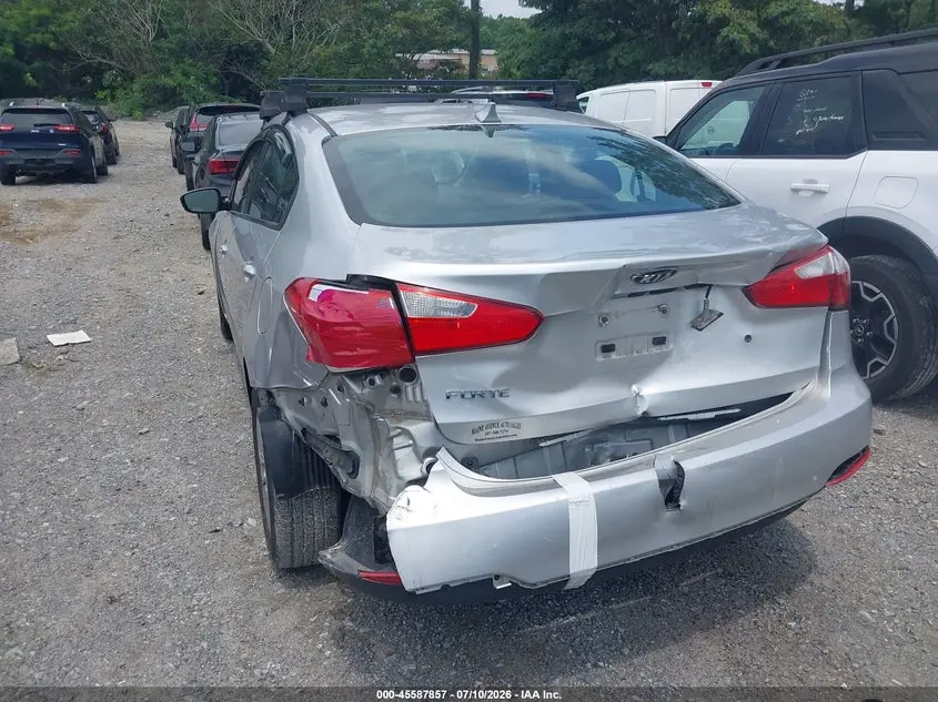 2014 KIA FORTE LX