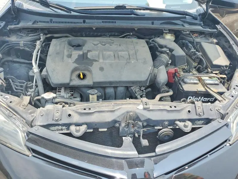 2018 TOYOTA COROLLA XLE  
