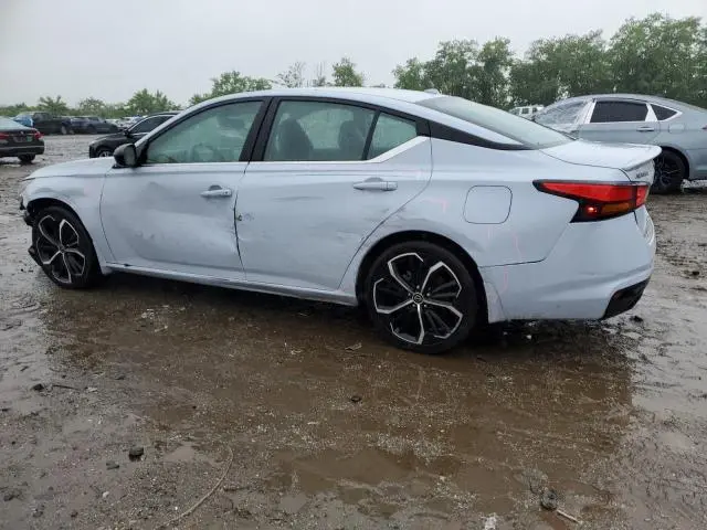 2023 NISSAN ALTIMA SR  