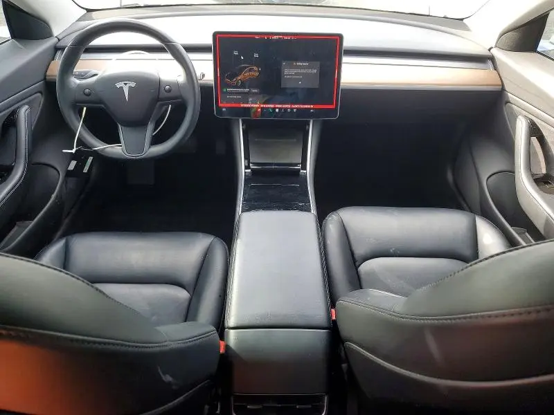 2018 TESLA MODEL 3   