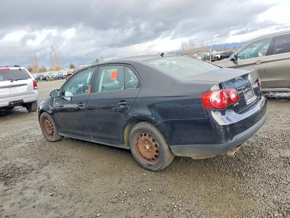 2010 VOLKSWAGEN JETTA S  