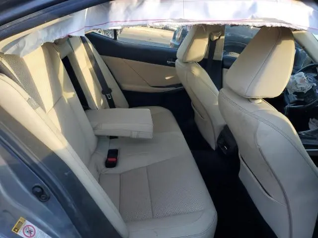 2016 LEXUS IS 200T  