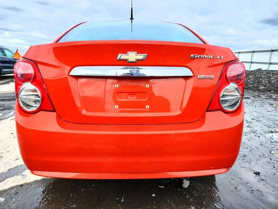 2012 CHEVROLET SONIC LT  