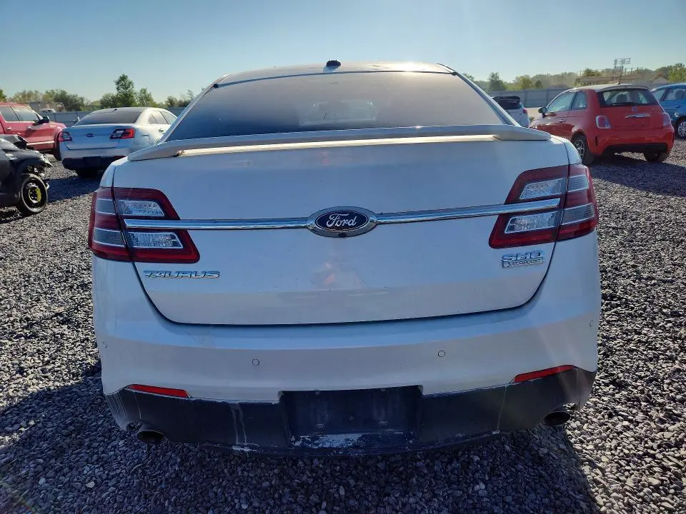 2016 FORD TAURUS SHO  