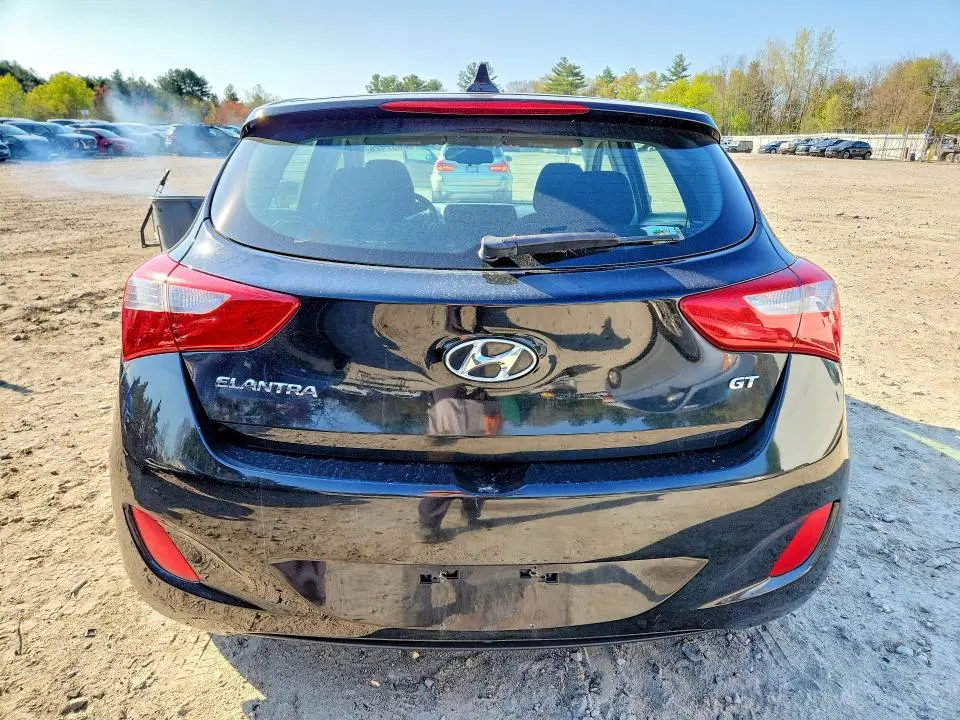 2013 HYUNDAI ELENTRA   