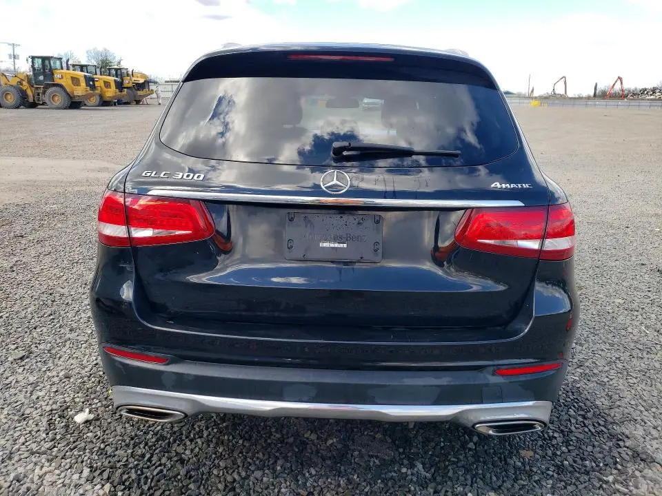 2018 MERCEDES-BENZ GLC 300 4MATIC  