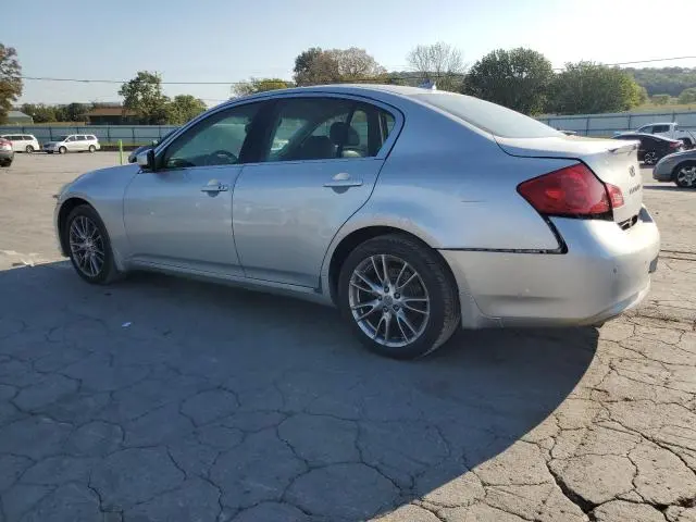 2011 INFINITI G37   