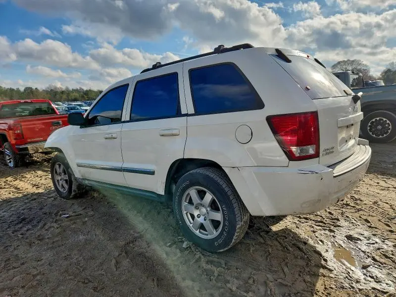 2010 JEEP GRAND CHEROKEE LAREDO  
