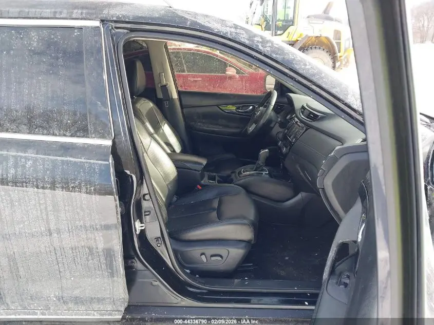 2019 NISSAN ROGUE SL