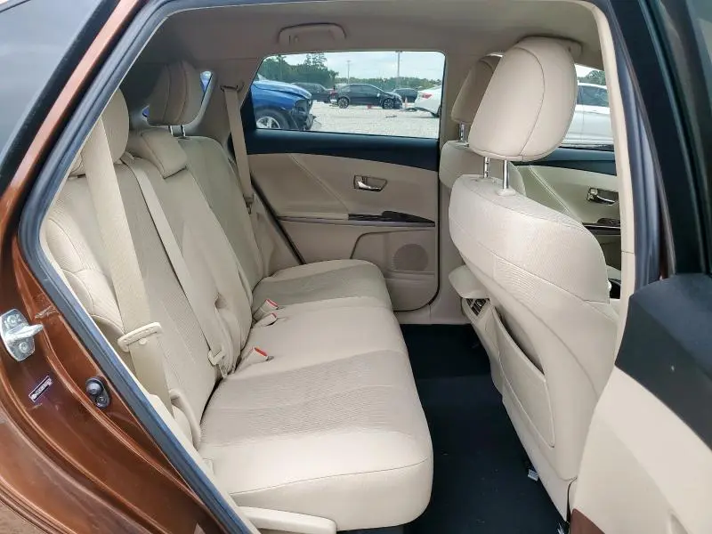 2013 TOYOTA VENZA LE  