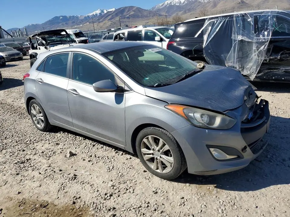 2014 HYUNDAI ELANTRA GT BASE  