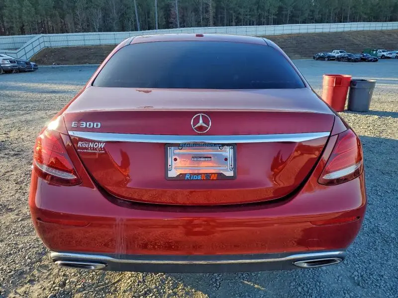 2018 MERCEDES-BENZ E 300  