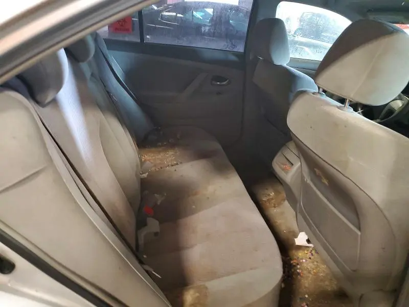 2011 TOYOTA CAMRY LE  