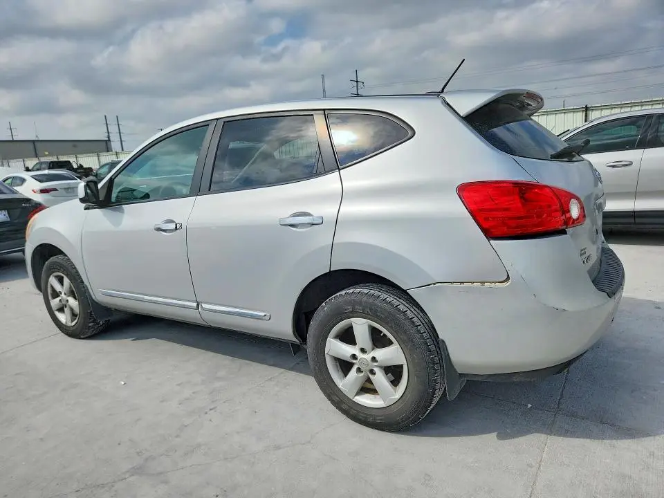 2013 NISSAN ROGUE S  