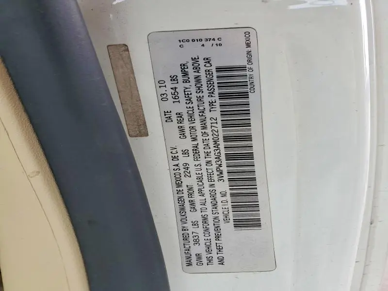 2010 VOLKSWAGEN NEW BEETLE 2.5L LEATHER  