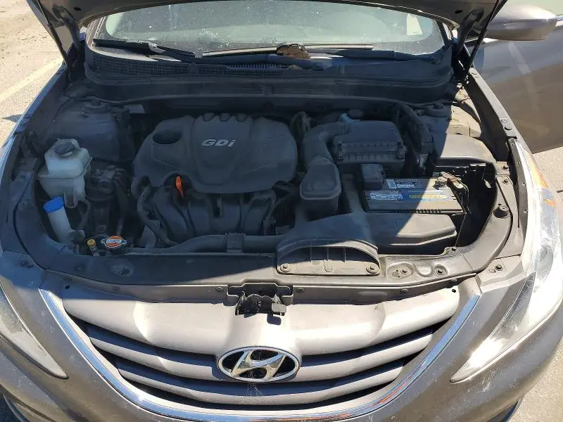 2012 HYUNDAI SONATA GLS  