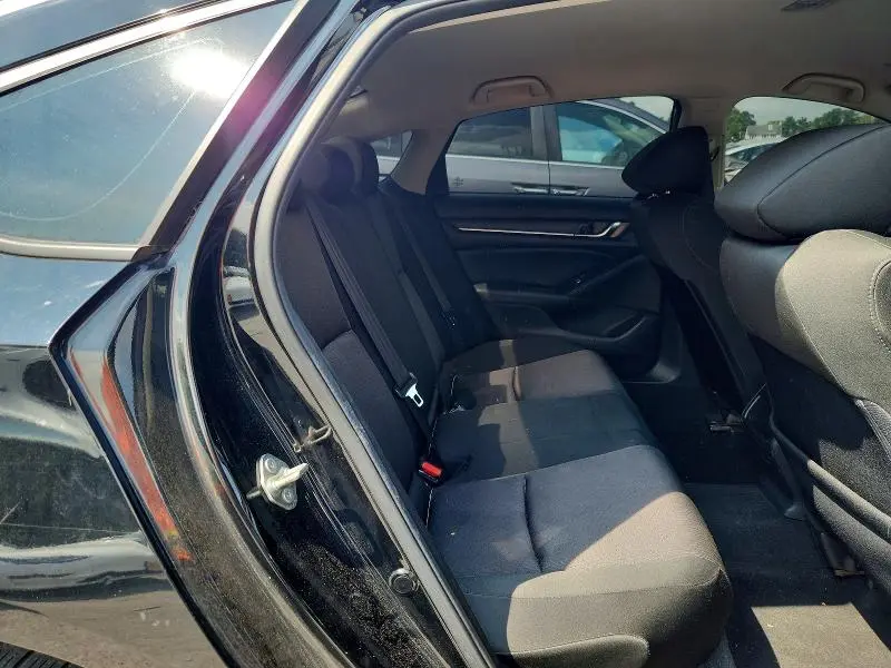 2019 HONDA ACCORD LX  