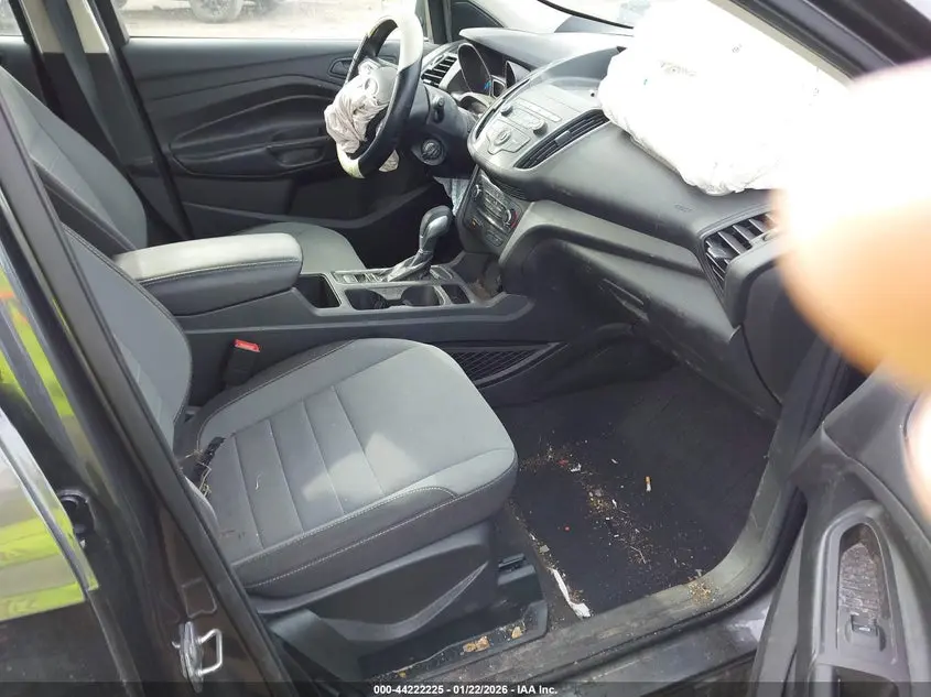 2019 FORD ESCAPE S