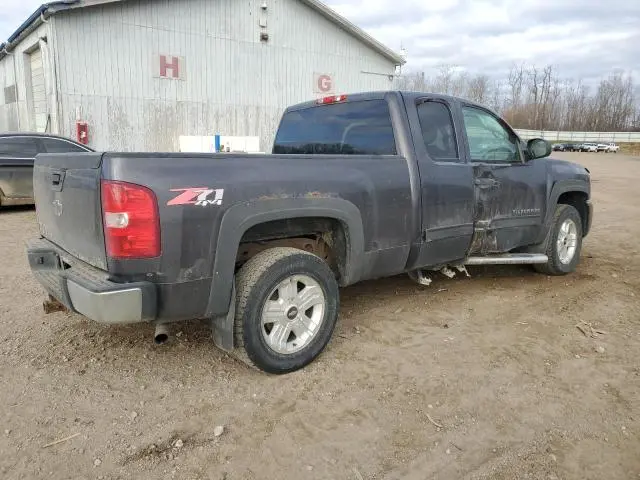 2011 CHEVROLET SILVERADO K1500 LT  