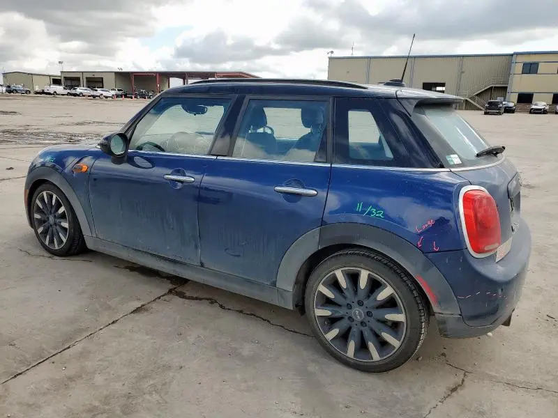 2016 MINI COOPER   