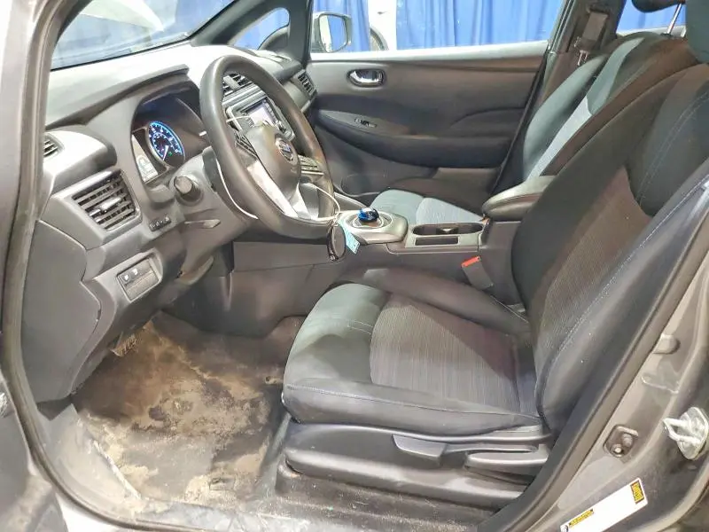 2019 NISSAN LEAF S  