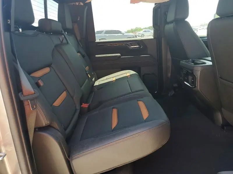 2026 GMC SIERRA K2500 AT4  