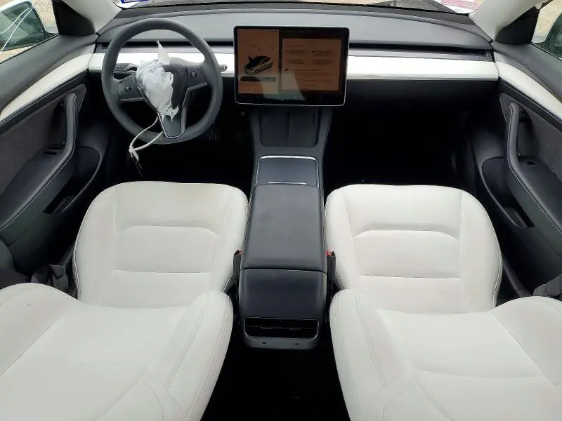 2023 TESLA 3   