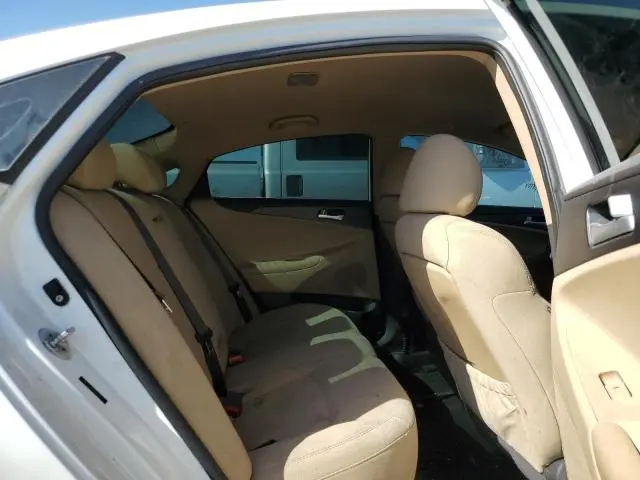 2012 HYUNDAI SONATA GLS  