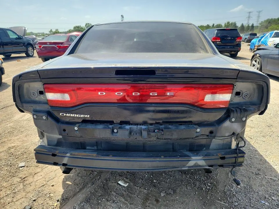 2012 DODGE CHARGER SE  