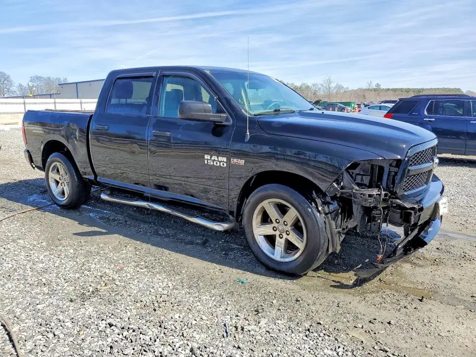 2015 RAM 1500 ST  