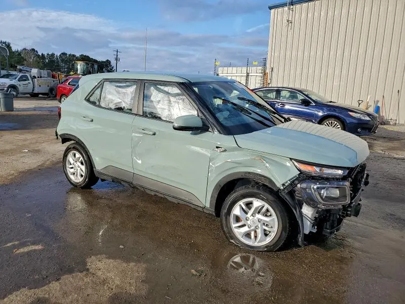 2025 HYUNDAI VENUE SE  