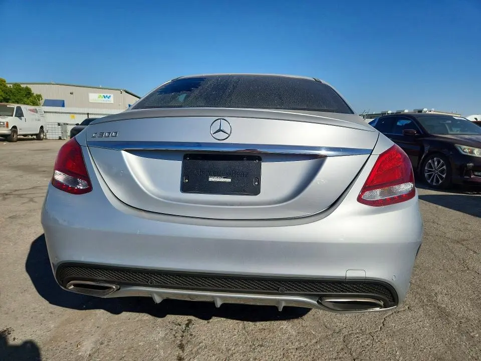2015 MERCEDES-BENZ C 300  