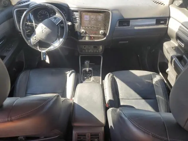 2020 MITSUBISHI OUTLANDER SE  