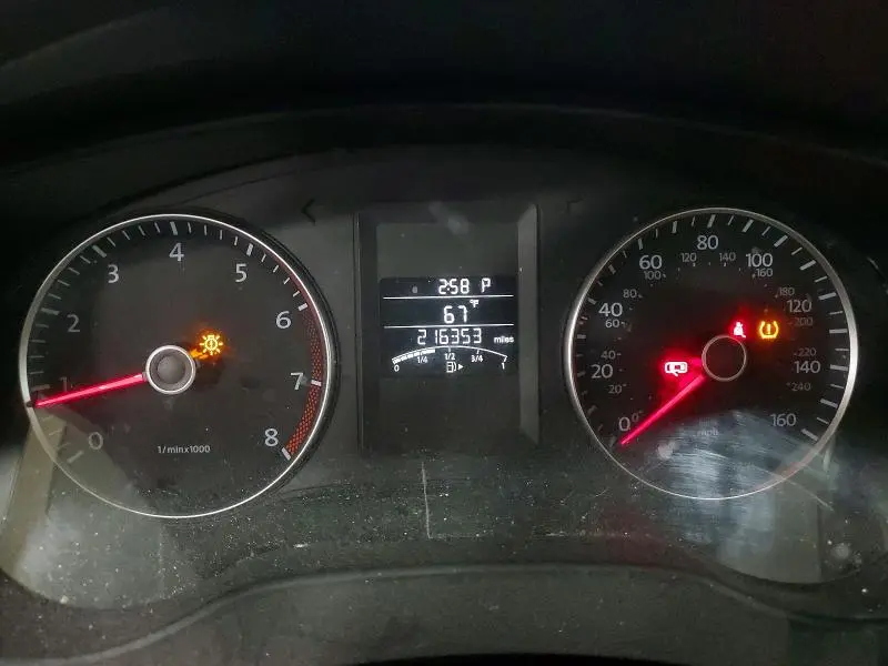 2012 VOLKSWAGEN JETTA SE  