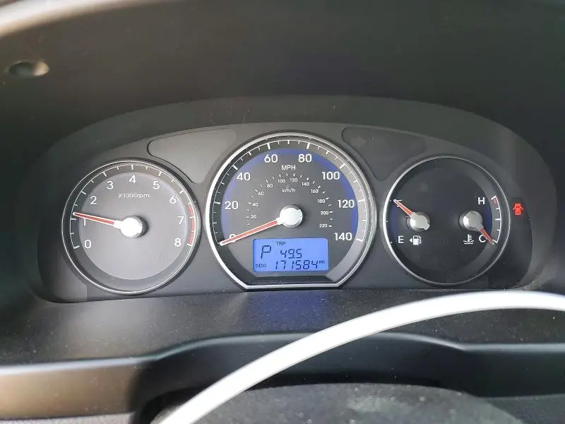 2011 HYUNDAI SANTA FE GLS  