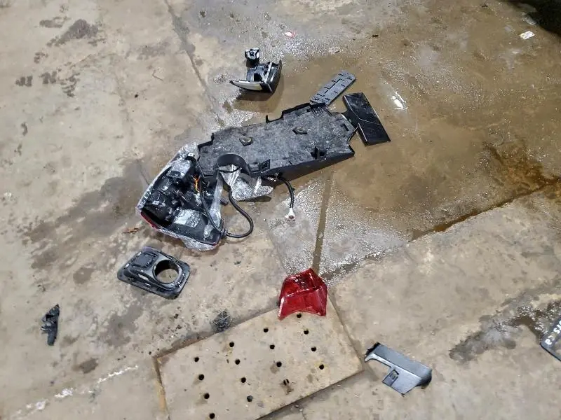 2017 NISSAN TITAN SV  