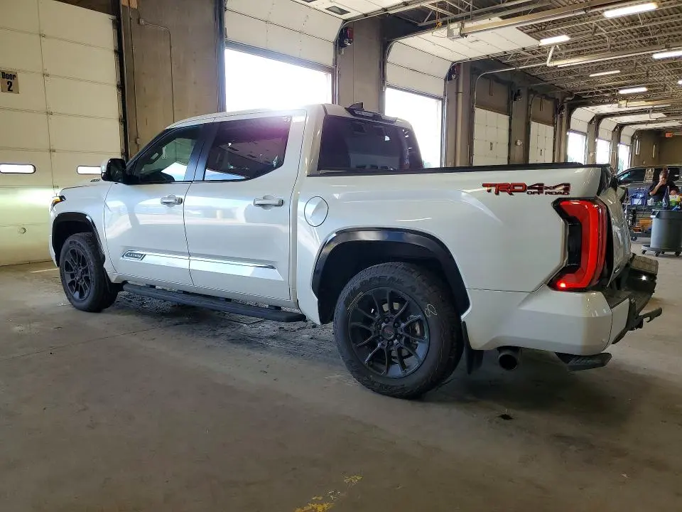 2026 TOYOTA TUNDRA PLATINUM HV  