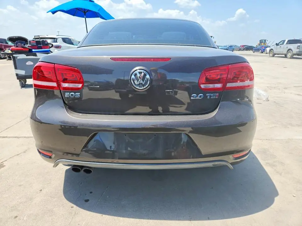 2015 VOLKSWAGEN EOS KOMFORT  