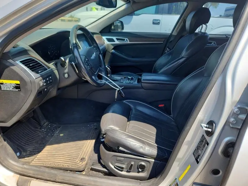 2015 HYUNDAI GENESIS 3.8L  