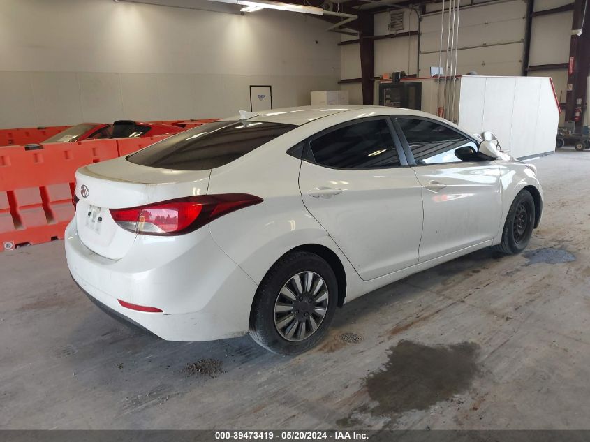 2016 HYUNDAI ELANTRA SE