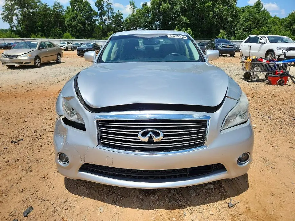 2013 INFINITI M37 X  